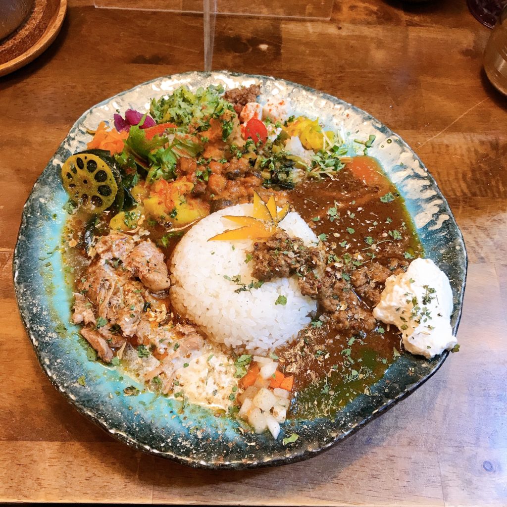 本町のボタニカリーさんのスパイスカレー